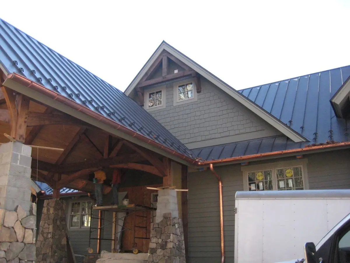 Craftsman Roofing team delivering quality roofing work in Catlett
